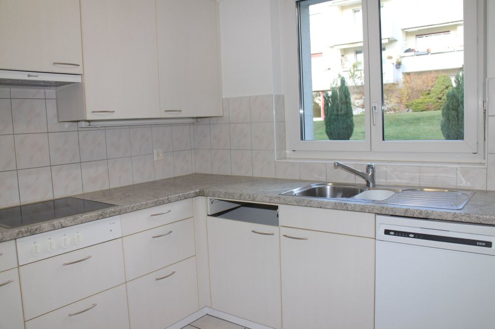 ***befristet bis 30.09.2027*** helle 4.5-Zimmerwohnung im HP - Bild 2
