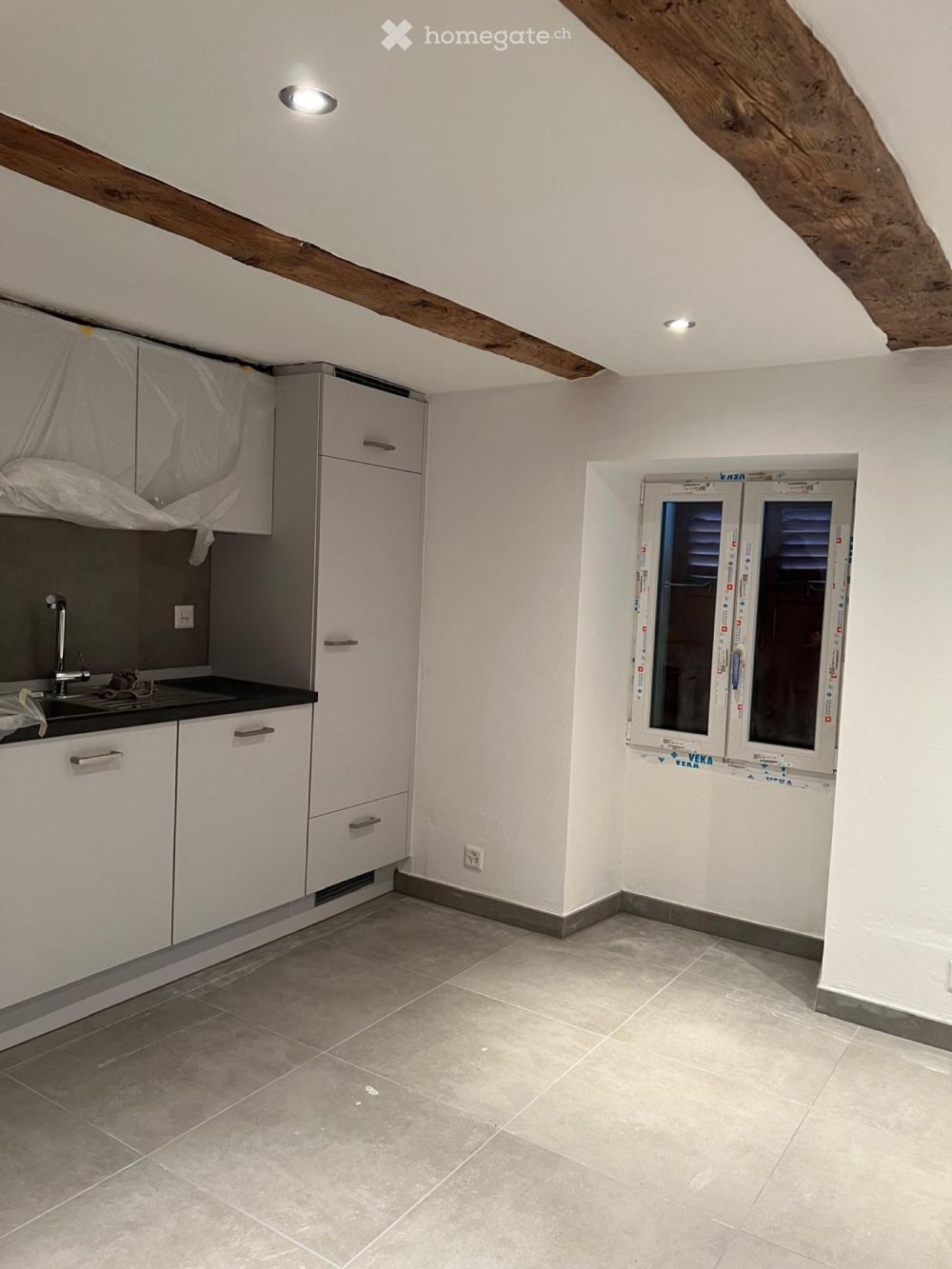 2 1/2 Zimmerwohnung in Chippis mit Garten - Bild 1