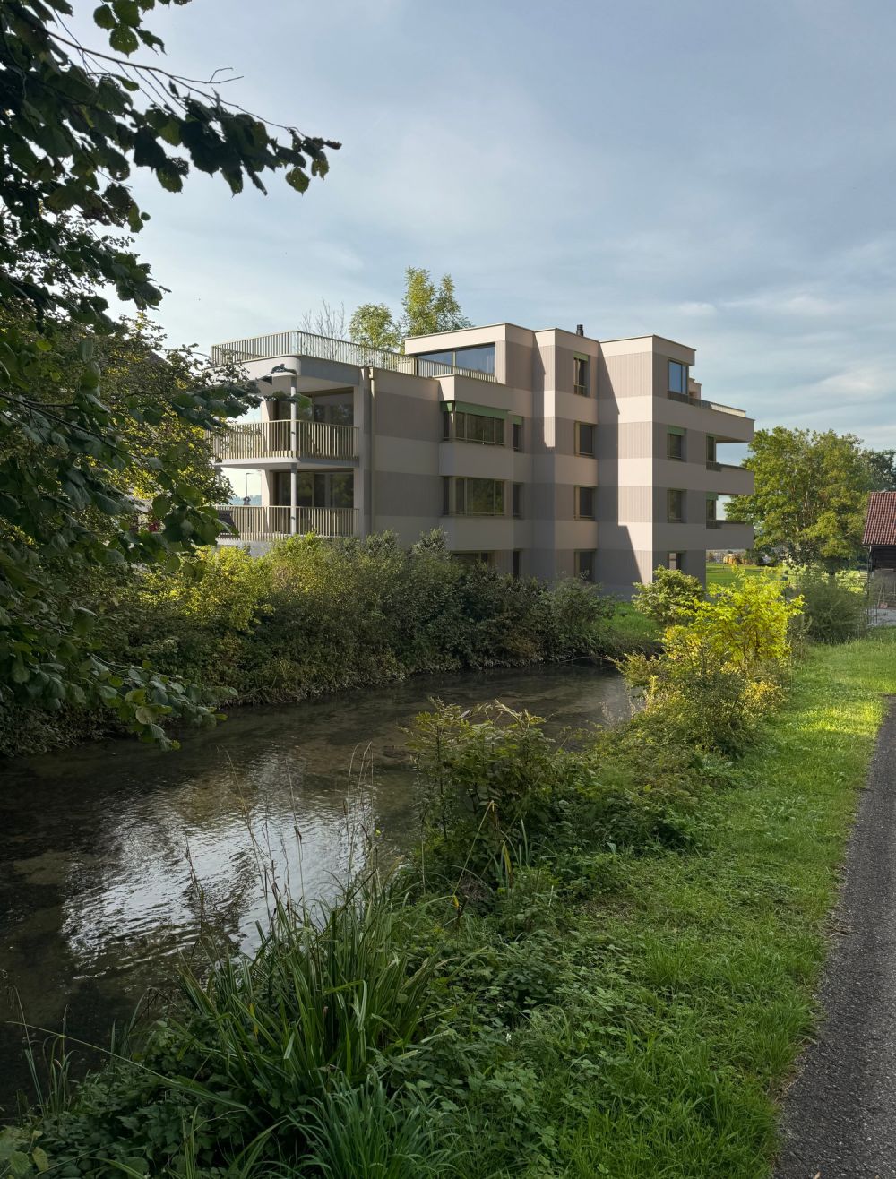 Exklusiver Neubau in Reichenburg – hochwertiges Wohnen an idyllischer Lage - Bild 6