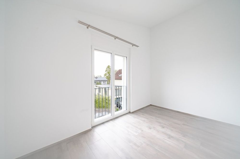 MODERNE ERDGESCHOSSWOHNUNG AN GUTER LAGE MIT GARTENSITZPLATZ - Bild 6