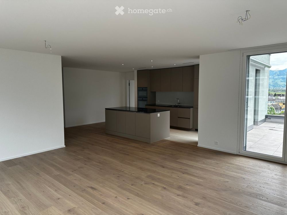 Hochwertige 3.5-Zimmer-Attikawohnung in Tuggen - Bild 2