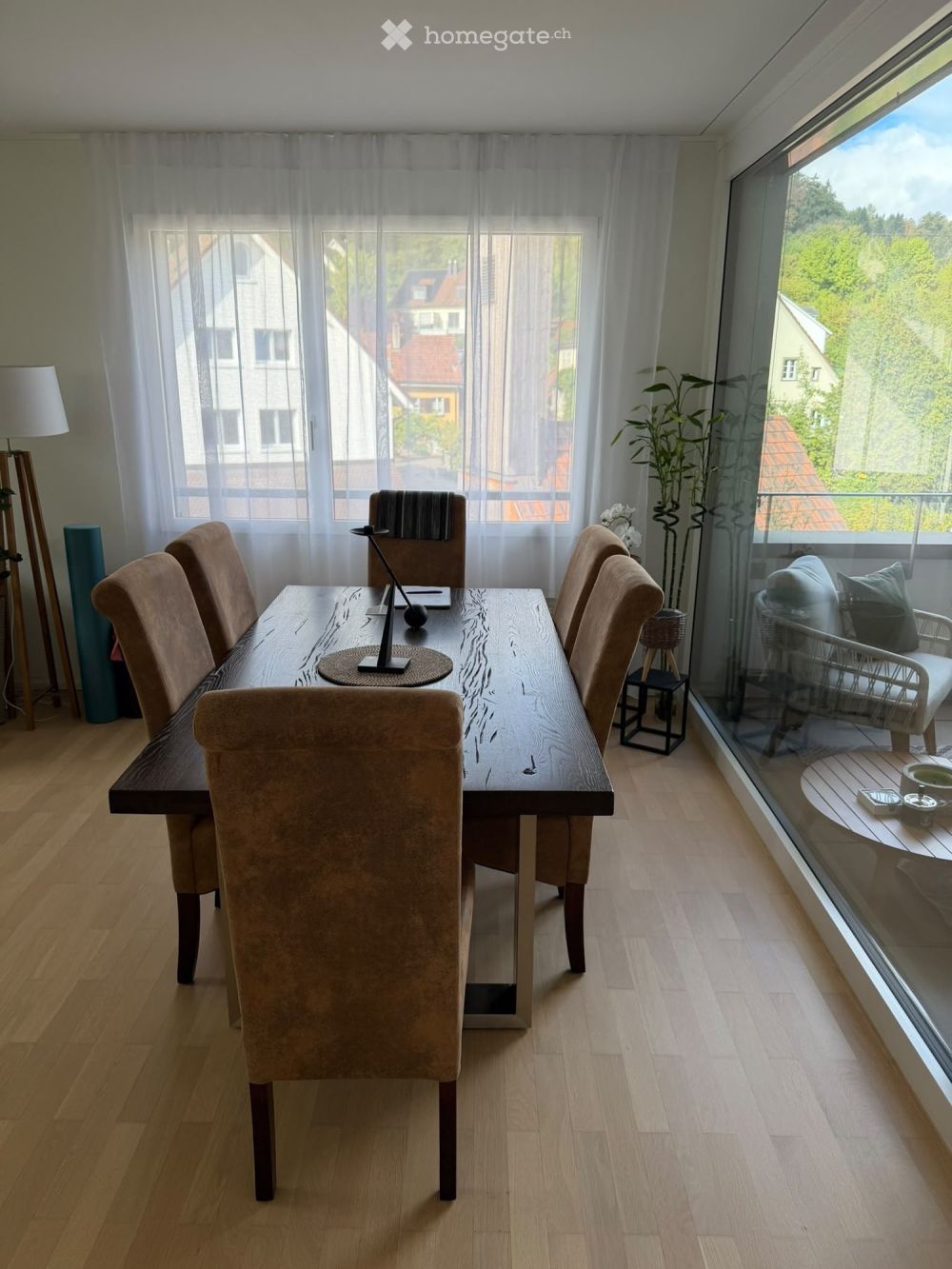 Helle 3.5-Zimmer-Wohnung mit Balkon und schöner Aussicht in Urdorf - Bild 12
