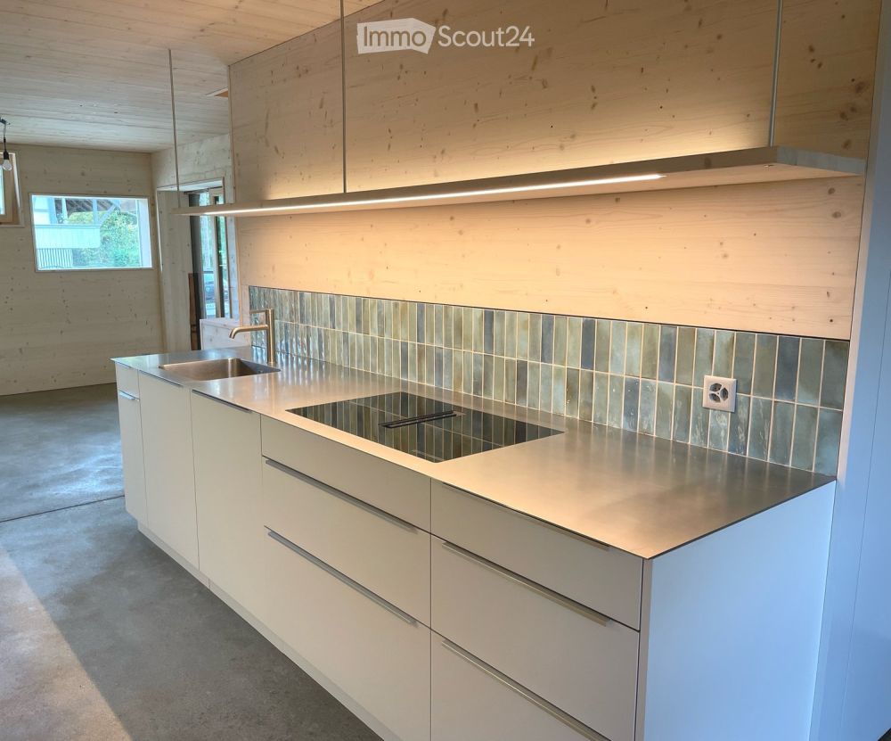 Neue, charmante 3,5-Zimmer-Maisonette-Wohnung mit überdecktem Aussenbereich & eigenem Garten - Bild 3