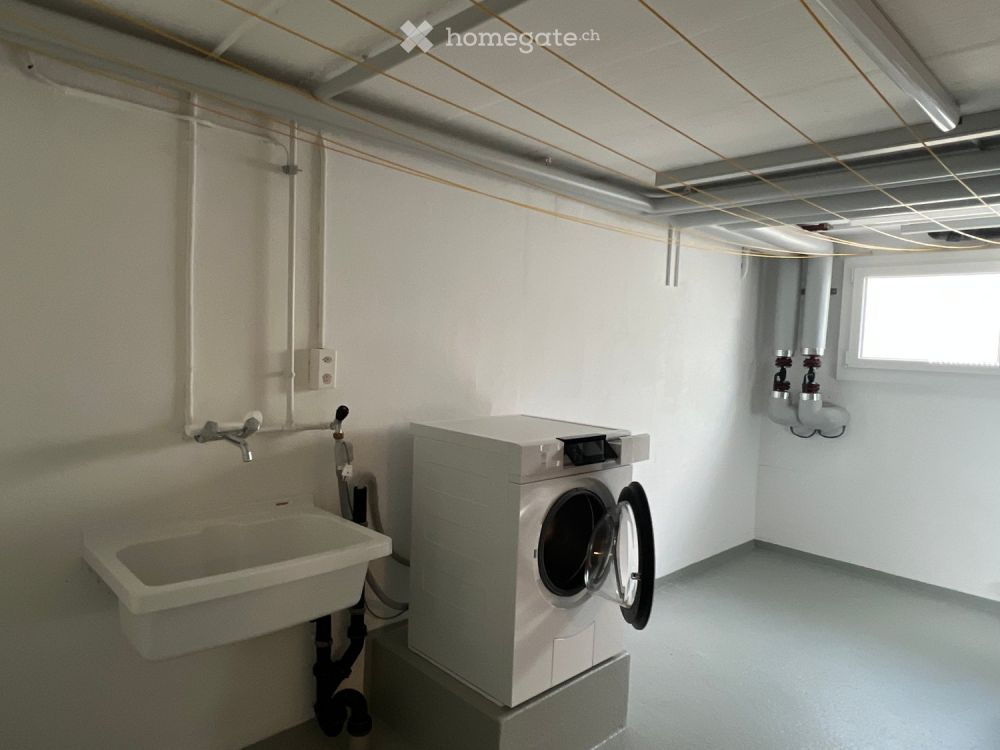 Freistehendes Einfamilienhaus mit Terrasse und Garten in Riniken - Bild 11