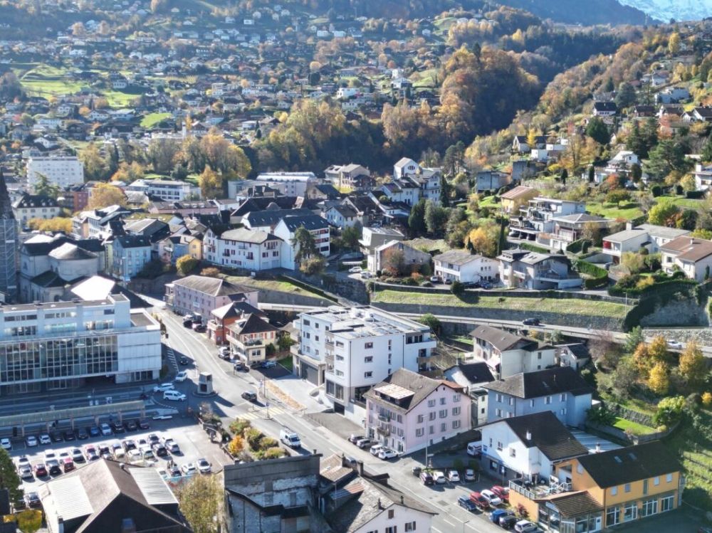 PPE Le Cotterg lot 25 appartement à louer de 4.5 pièces au 2ème étage sur rez - Bild 3