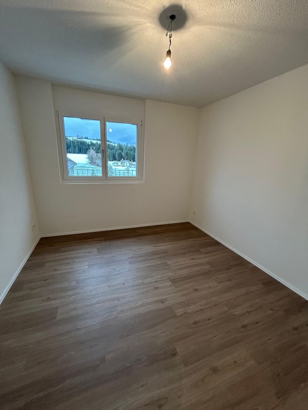 Grosses Einfamilienhaus 6.5-Zimmer) - Bild 12