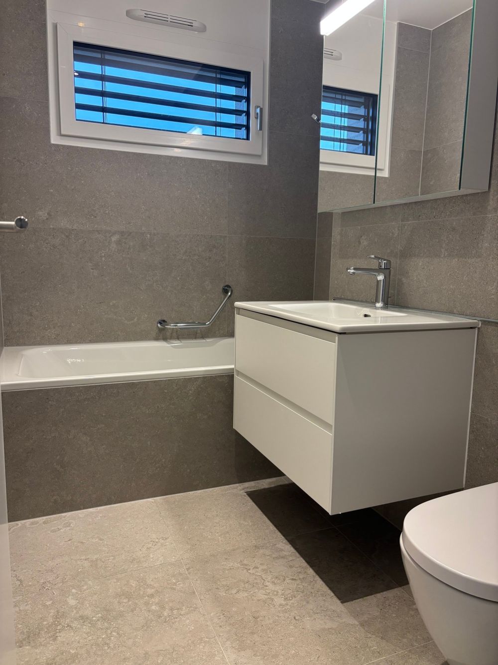 Moderne maison individuelle de 4.5  proche écoles et commerces à Bremblens - Image 7