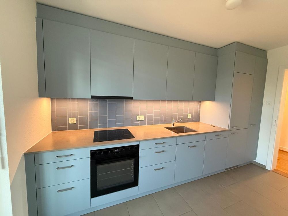 3-Zimmer Genossenschafts-Wohnung mit grossem Balkon - Bild 2