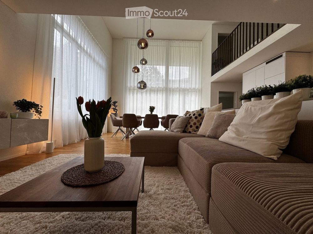 Befristet, möbliert: 4.5-Zimmer-Maisonette in Uster - Bild 1