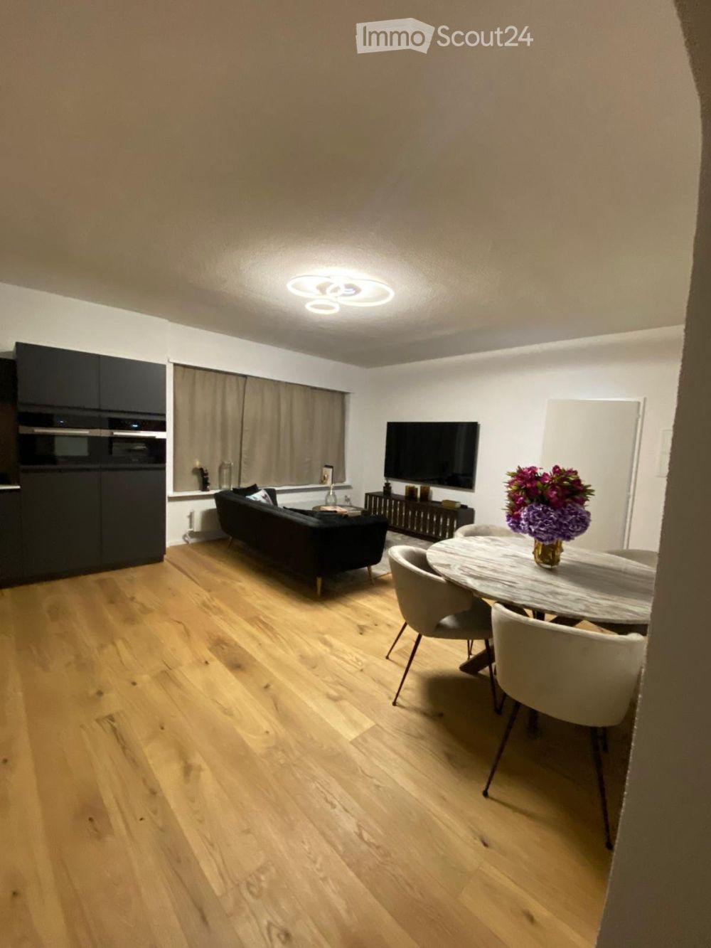 Möblierte 2.5-Zimmer-Wohnung im Erdgeschoss in Schüpfen - Bild 1