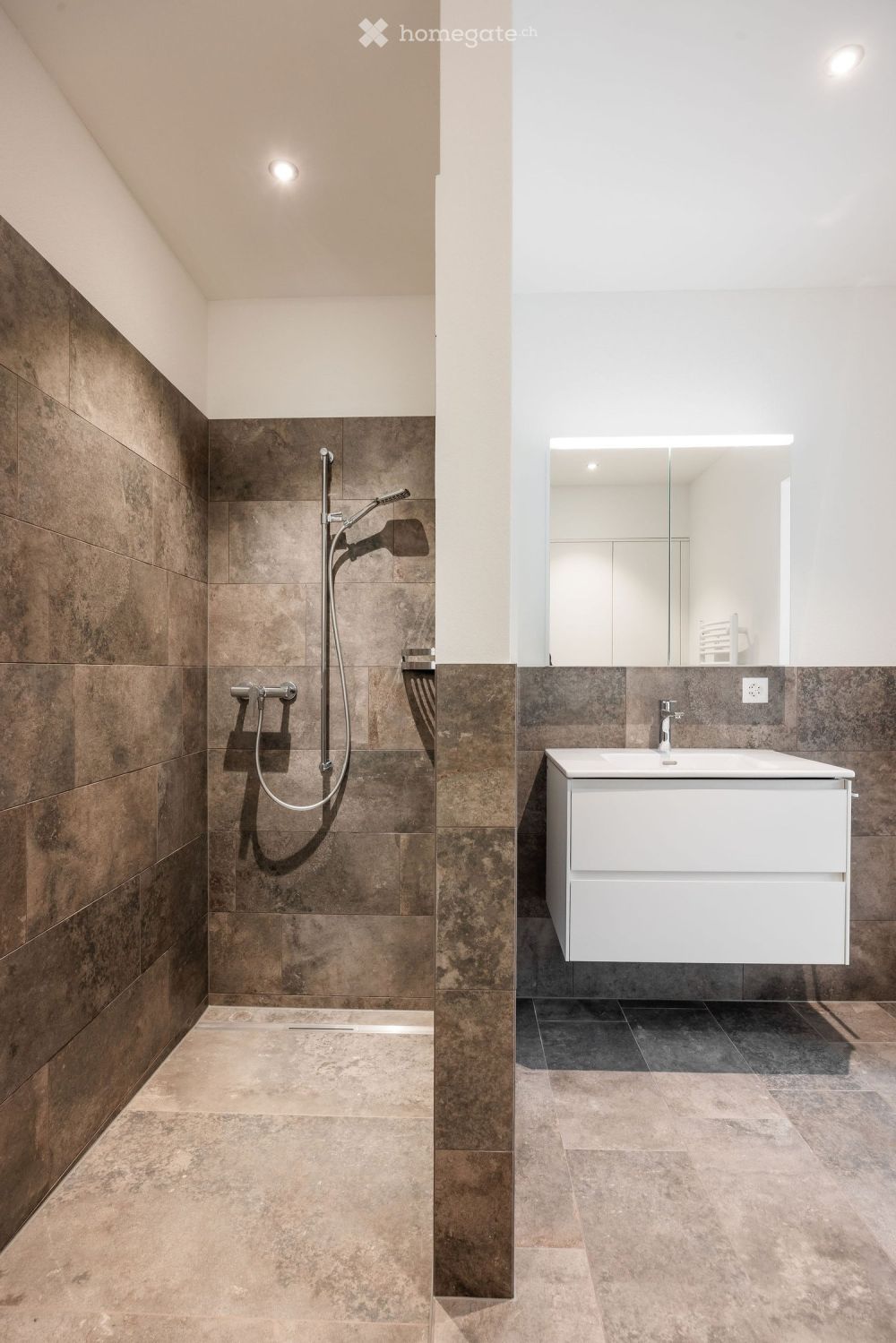 Erstvermietung 2 1/2 Zimmer Parterrewohnung im Eigentumsstandart - Bild 7