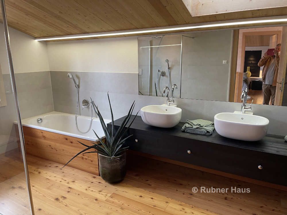 Neubau, Erstwohnsitz oder Ferienhaus mit  Einliegerwohnung - Bild 6