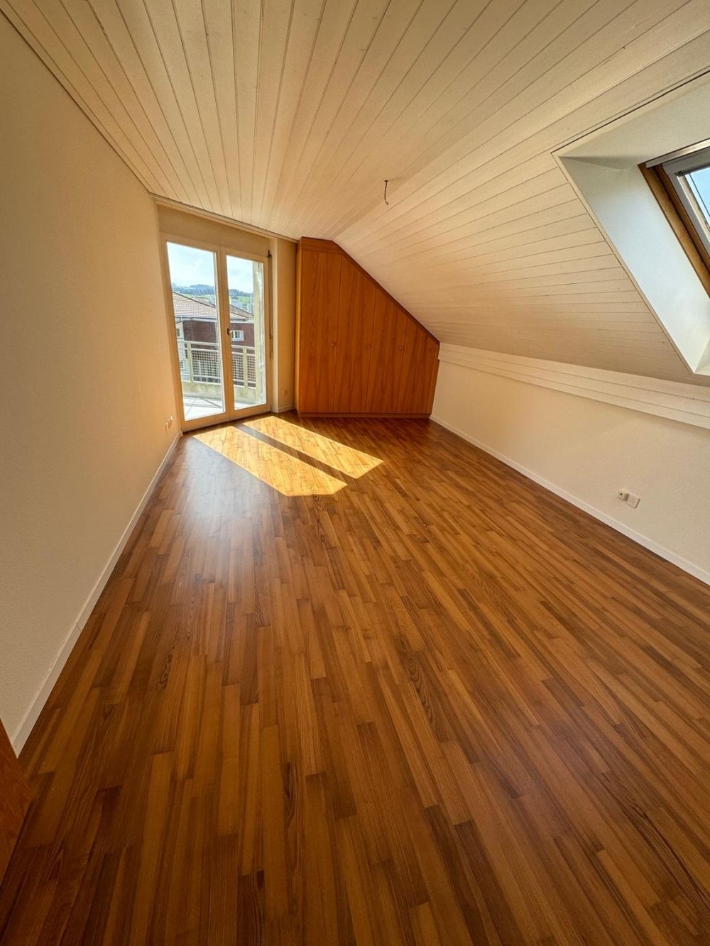 4.5-Zimmerwohnung im 2. Obergeschoss – Erstvermietung nach Sanierung - Bild 4