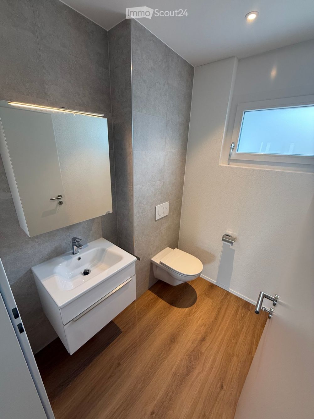 Neubau - Bezugsfertige 3.5-Zi-Wohnung in Mehrfamilienhaus - Bild 7