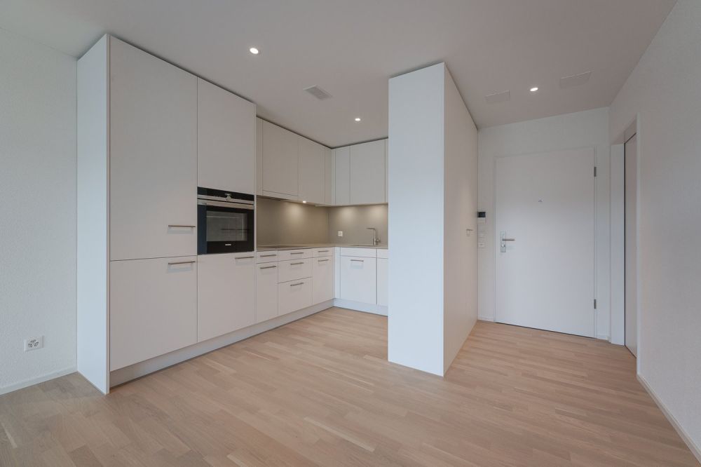 Moderne 2.5-Zimmer-Neubauwohnung im Römerpark - Küche