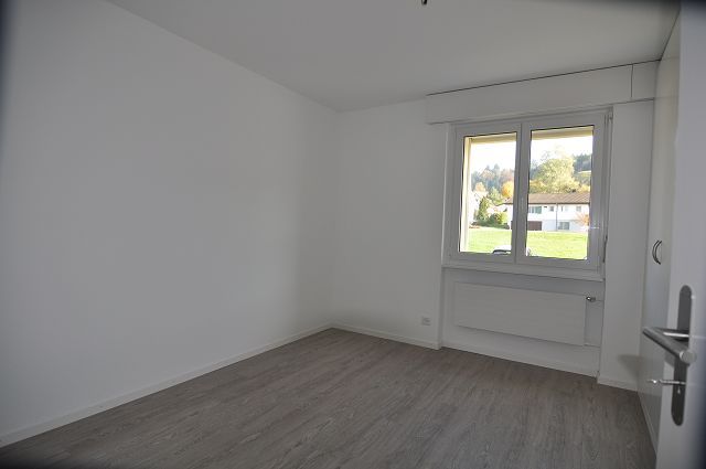 4.5 Zimmerwohnung - Zimmer