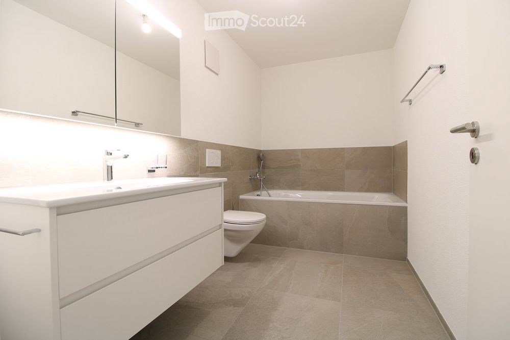 3.5 Zimmer Wohnung - ERSTBEZUG Neubauwohnung im Eigentumsstandard inkl. Tiefgaragenplatz - Bild 7