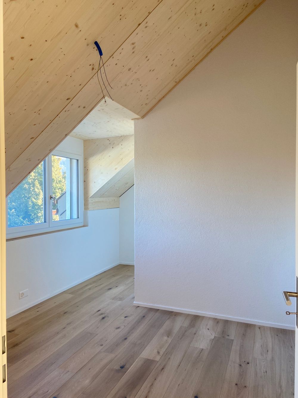 Neubau - Moderne 3.5-Zimmer-Dachwohnung in Näfels mit grosser Dachterrasse - Bild 9