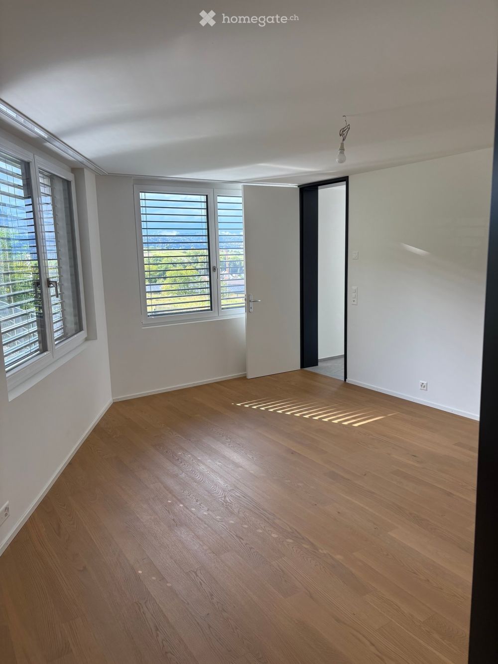 Tolle 3.5 Zimmerwohnung mit Aussicht - Bild 3