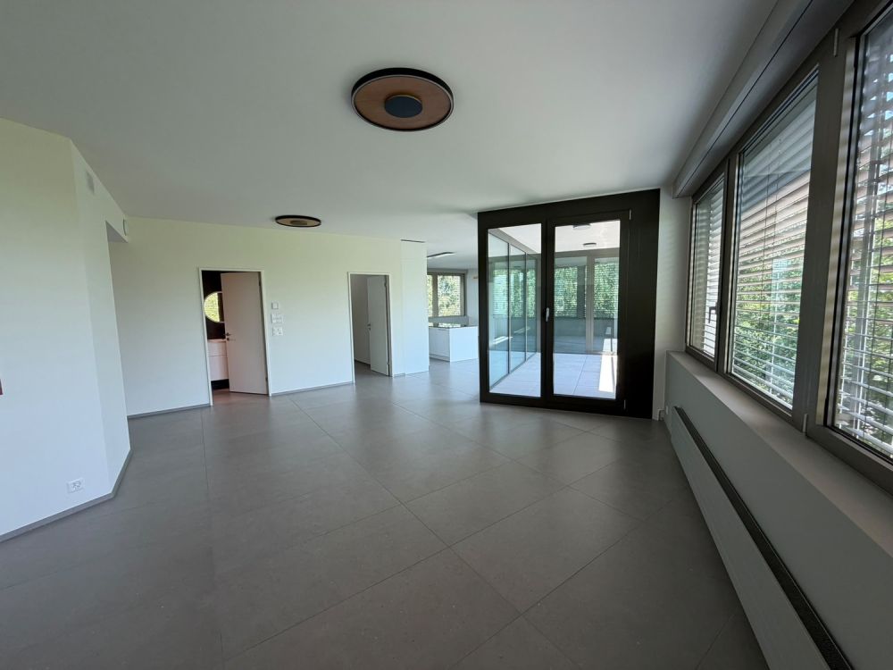 4.5-Zimmer helle und moderne Wohnung - Bild 10