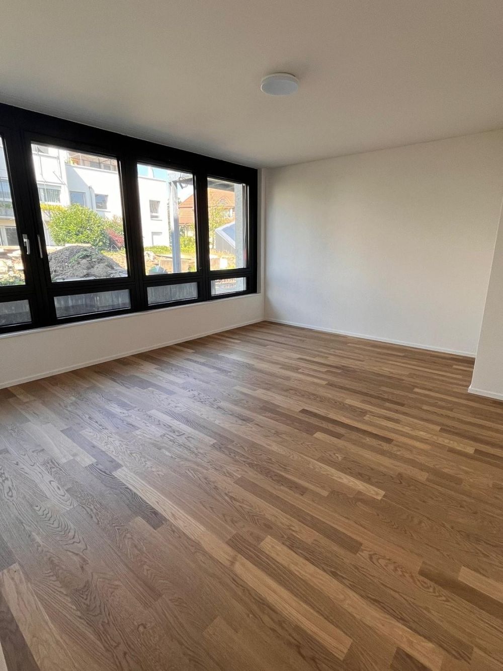 Erstvermietung im Herzen von Lyss - Zimmer