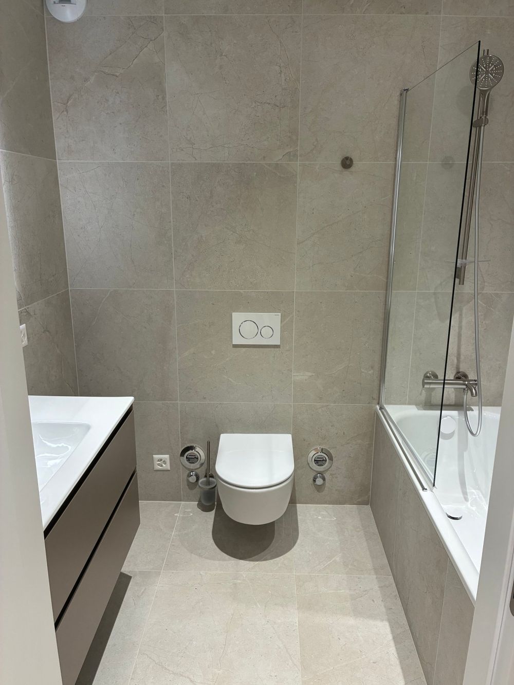 Appartement de standing neuf de 6 pièces avec loggia et parkings intérieurs à Vandœuvres - Bild 6