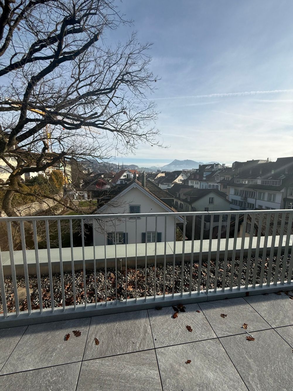 2.5-Zimmer-Attikawohnung mit 2 Terrassen und fantastischer Aussicht - Bild 11