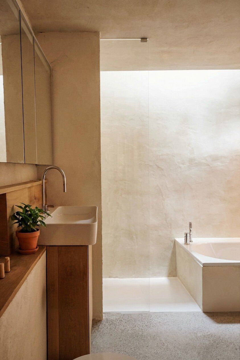 Tiny House mit privater Gartenidylle im historischen Dorfkern - Walk-in-shower