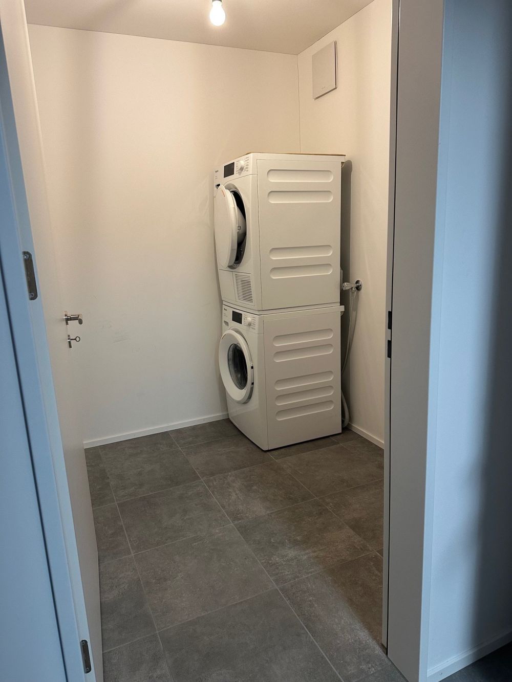 Obsteinen-Villigen: Perfektes Wohnen zwischen Natur und Moderne - Bild 6