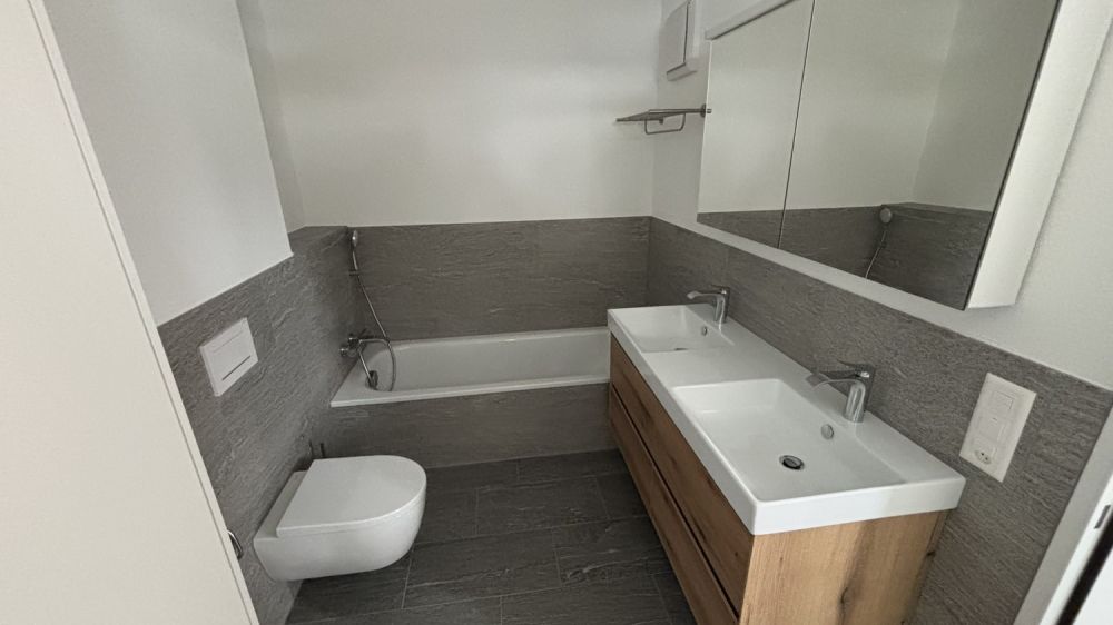 Exklusive Neubauwohnung an ruhiger Lage mit Bergsicht! - Bild 12