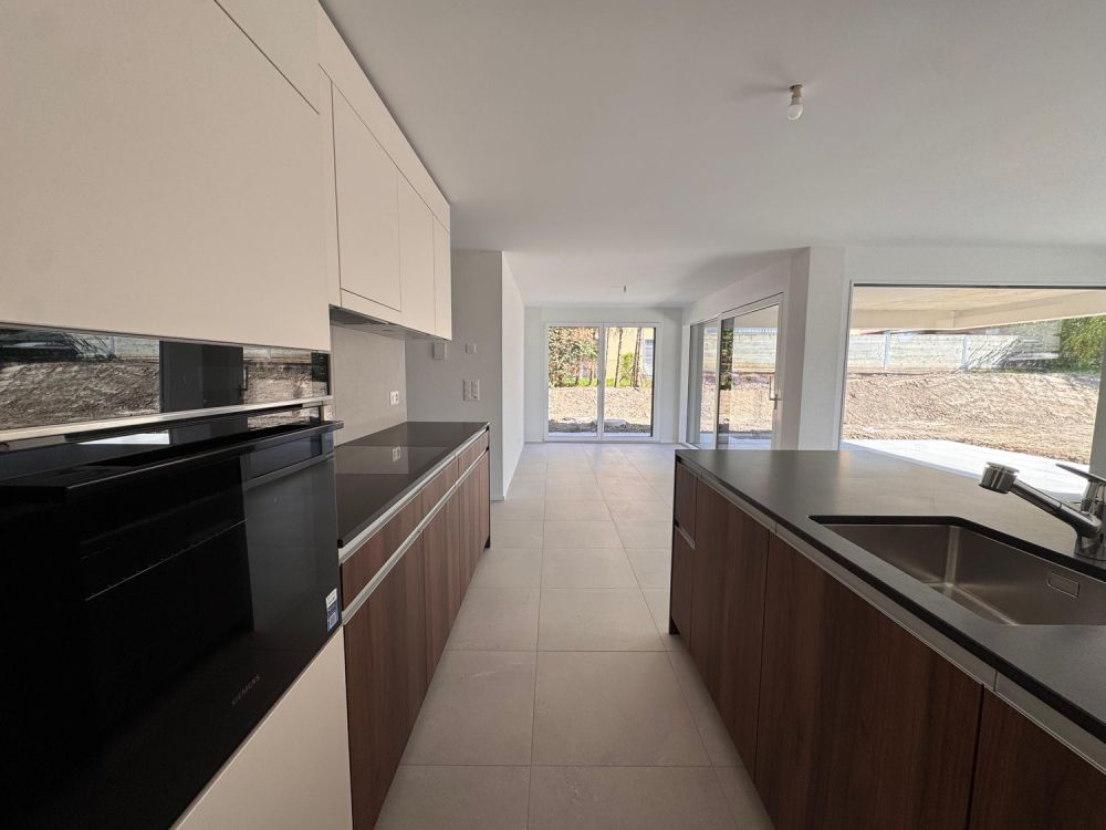 À louer – bel appartement neuf de 4.5 pièces avec terrasse et  jardin privatif à Châtel-Saint-Denis - Bild 1