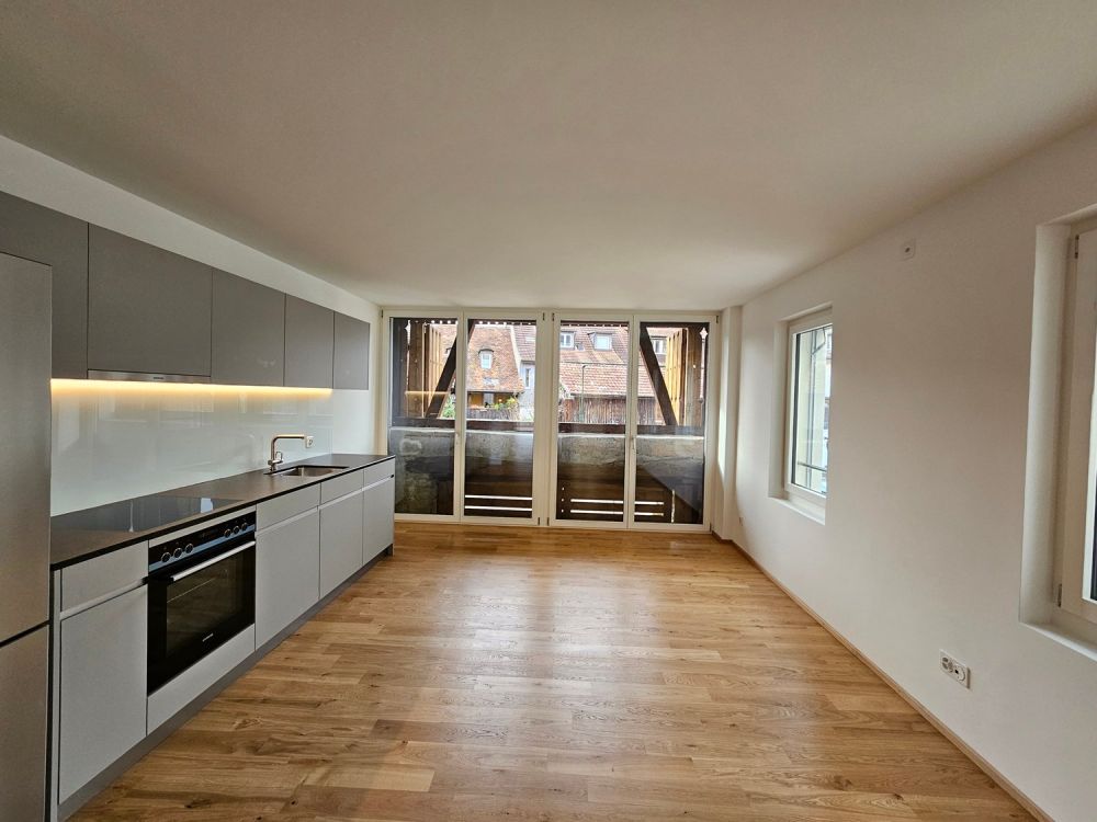 Erstvermietung - Maisonette über 3 Etagen mit Atelier, Balkon & Hobbyraum in Sissach - Bild 2