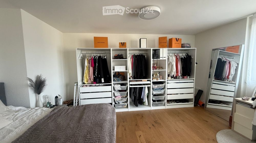Helle moderne 2.5-Zimmerwohnung mit Loggia in Siebnen – Nachmieter gesucht - Bild 6