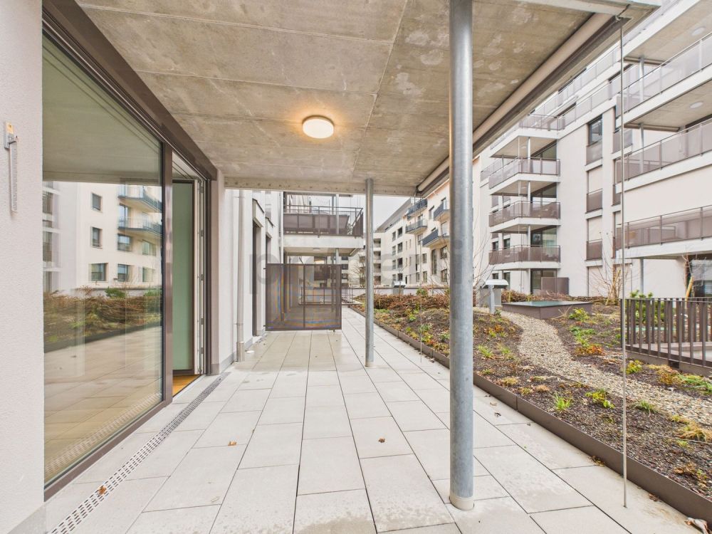 Moderne 2.5-Zimmer-Wohnung mit Balkon, Basel - Image 6