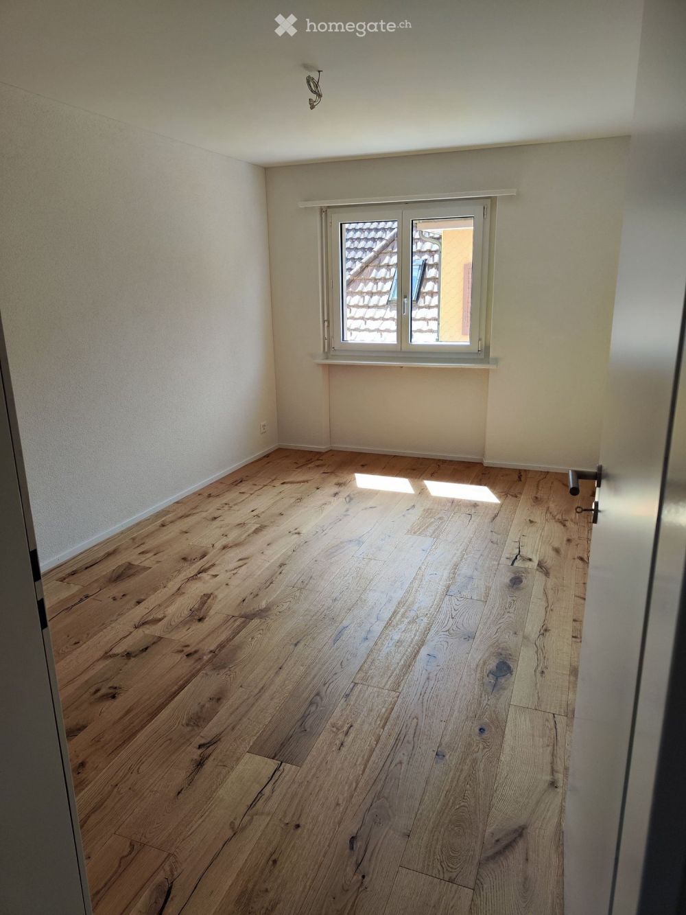 Frisch renovierte Dachwohnung - Bild 4