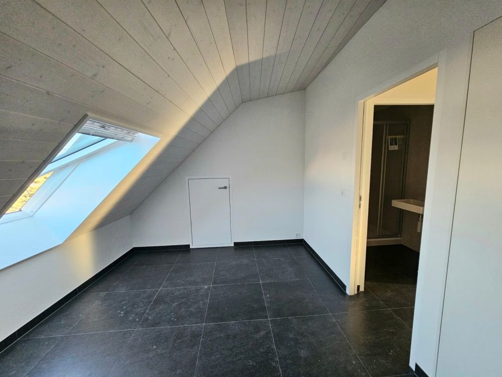 Appartement sous les toits 2.5 pièces avec vue exceptionnelle à Yverdon-les-Bains - Bild 4