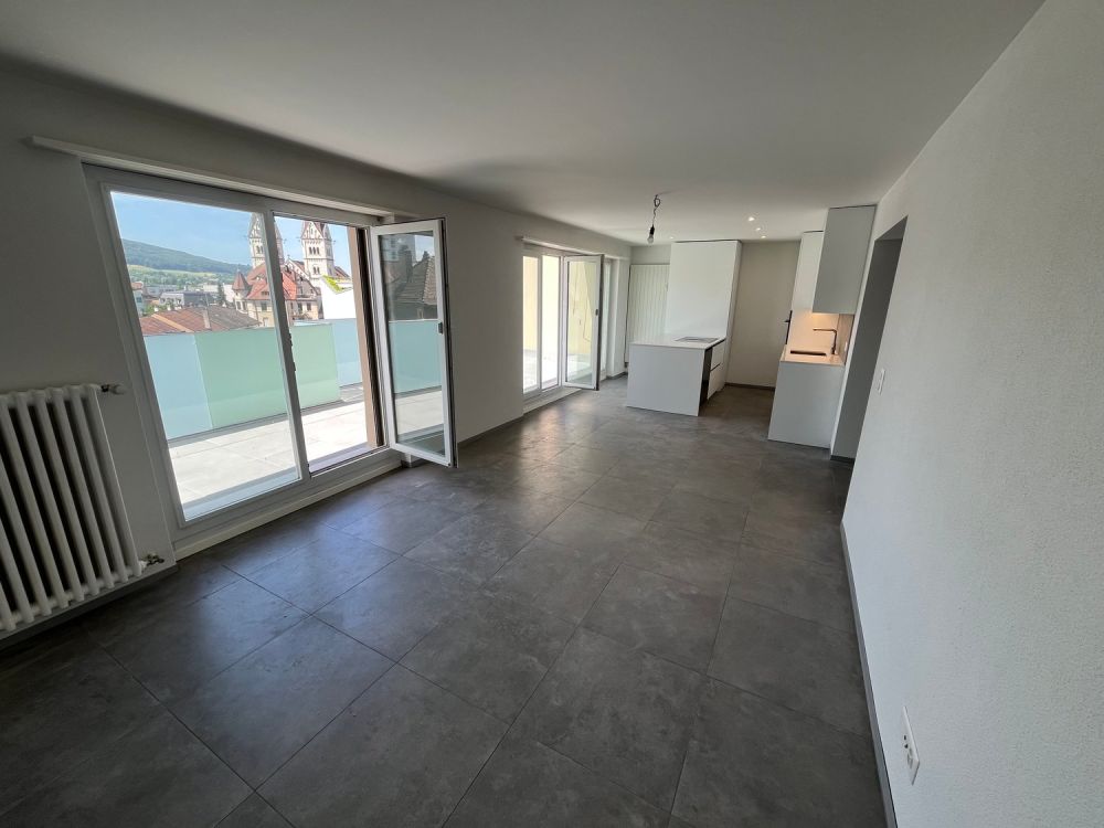 Erstbezug nach Totalsanierung – moderne 2.5-Zimmer-Attikawohnung mit 2 grossen Terrassen in Olten - Bild 4