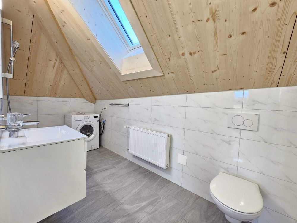 Neu renovierte 2.5-Zimmer-Wohnung mit Seesicht zur Erstvermietung! - Bild 13