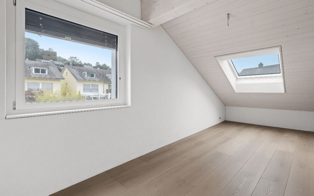 Erstbezug: exklusive Attika-Wohnung mit riesigem Balkon und Cheminée - Bild 5