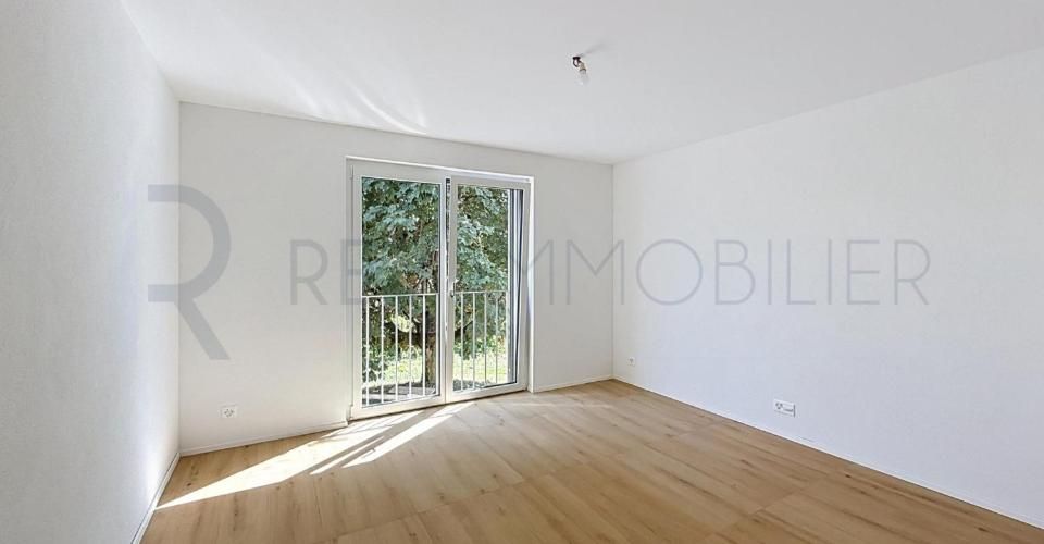 Triplex neuf dans villa avec terrasse et jardin - Appartement 5.5 pièces - image - 5