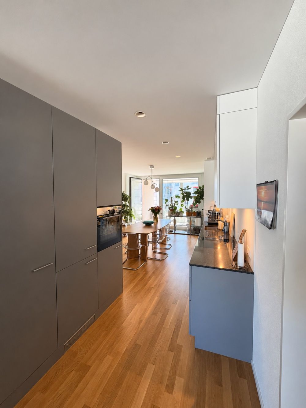 Helle 3.5-Zimmer-Wohnung im 5. OG mit Loggia und Balkon in Kriens - Bild 4