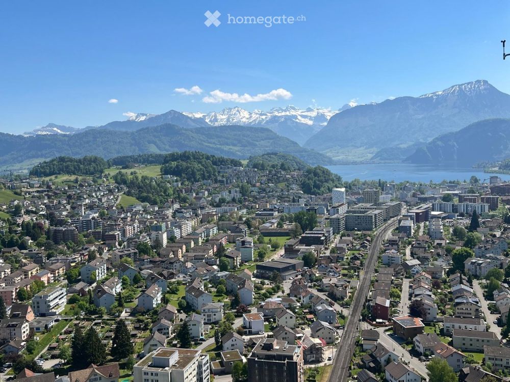 Exklusive 3.5-Zimmer-Neubauwohnung im 35. Stockwerk mit Panoramablick - Bild 2