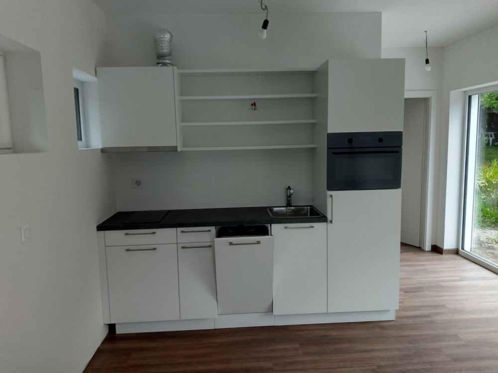 Ökologisches Tiny House an idyllischer Lage mit grossem Sitzplatz und Garten - Bild 6