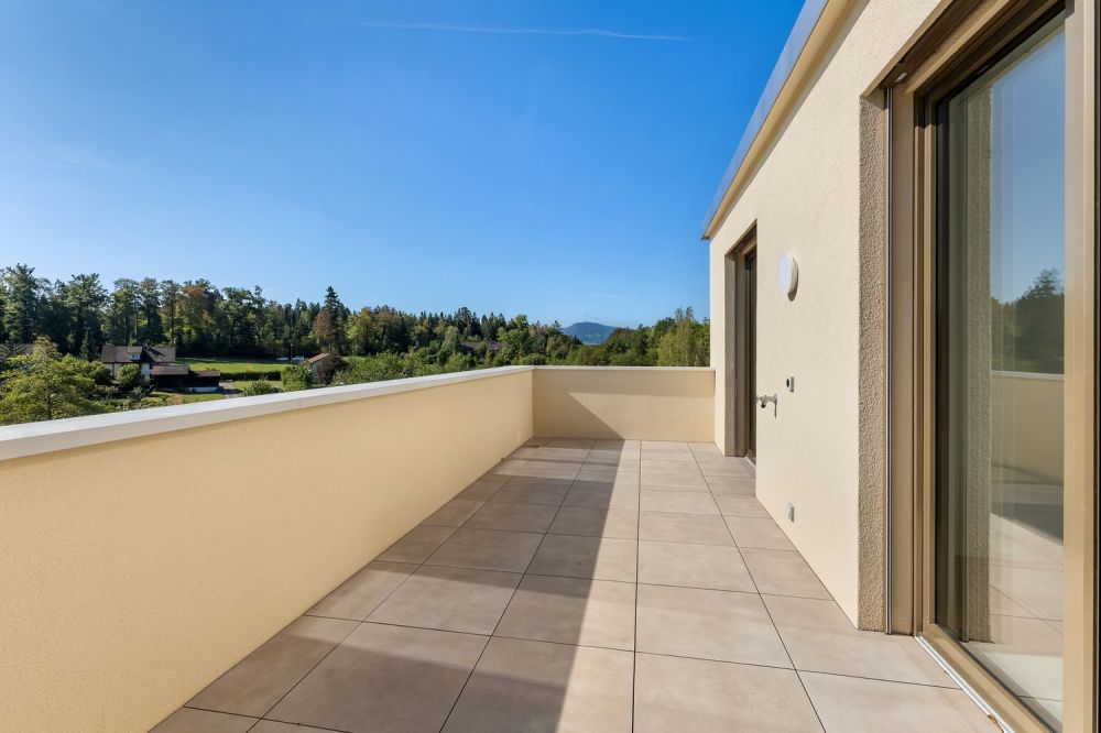 Dachwohnung mit grossem Balkon - Bild 9