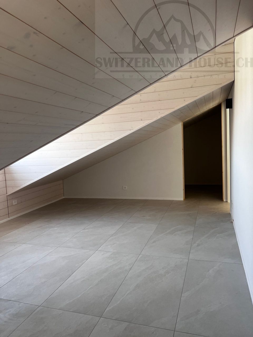 Magnifique attique 4,5 pcs avec cachet à Ecuvillens - Bild 12