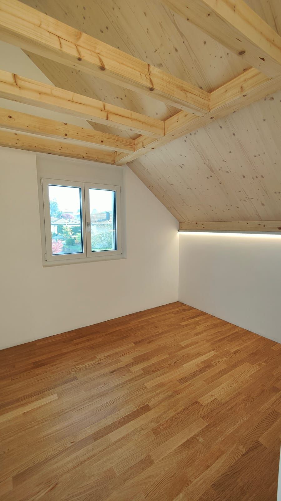 Erstvermietung: 2.5-Zimmerdachwohnung mit Galerie 60m2 (ab 01.05.2026) - Bild 4