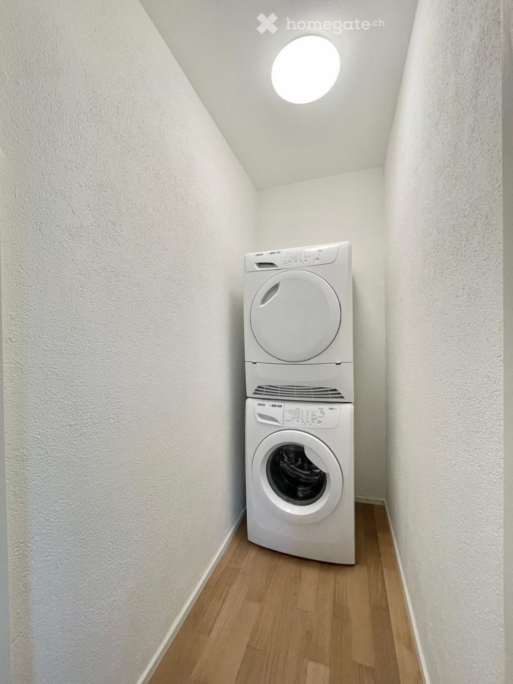 Moderne 1.5-Zimmer-Wohnung in ruhiger Lage in Oberkulm - Bild 3