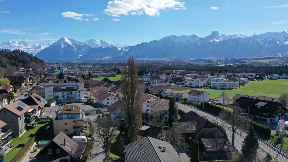 Neubau 5.5 Zimmer-Doppel-Einfamilienhäuser in Heimberg - Bild 12