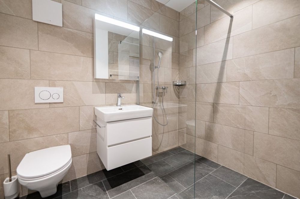 Schöne 2.5 Zimmer-Wohnung in Sargans zu vermieten! - Badezimmer