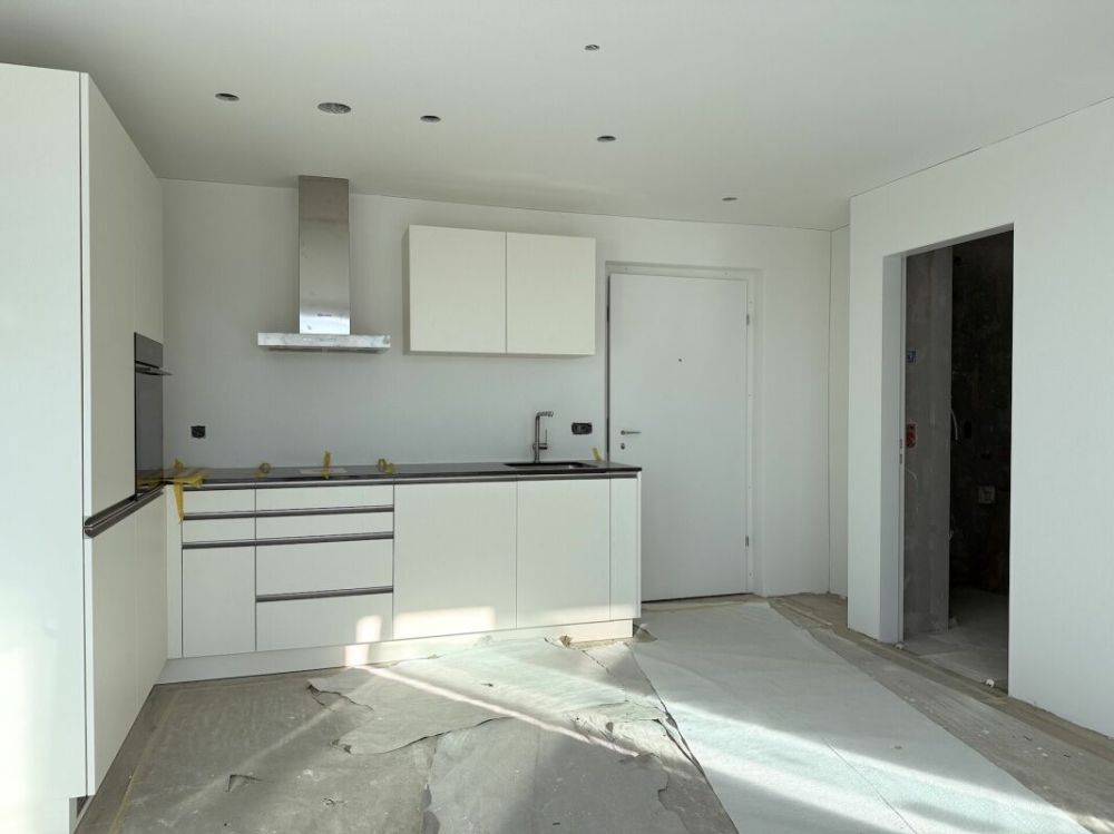 Exklusive Attika-Studiowohnung mit 93 m² Terrasse und Weitsicht - Bild 3